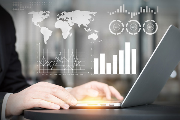 洞察市場(chǎng)變化與競(jìng)爭(zhēng)態(tài)勢(shì)，制定快速響應(yīng)的戰(zhàn)略舉措