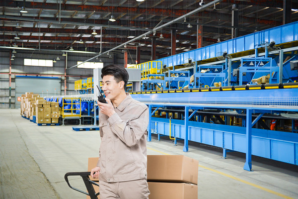 識別并應(yīng)對潛在供應(yīng)鏈風(fēng)險(xiǎn)，確保運(yùn)營穩(wěn)定