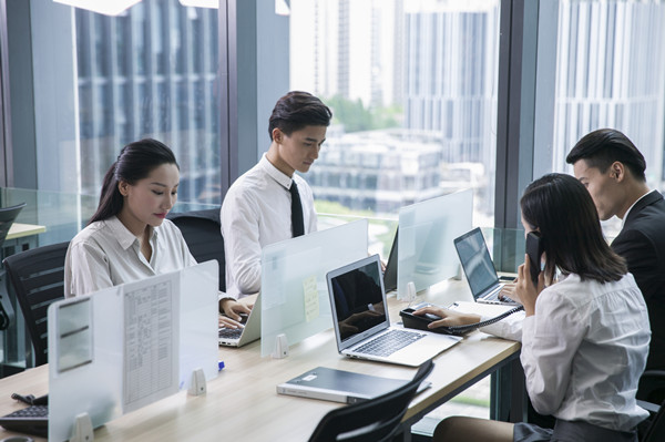 年度經(jīng)營計劃分析：查找潛在問題，提出解決方案