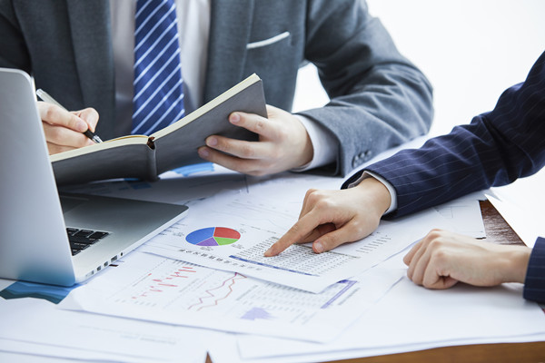 及時調整：根據反饋和評估，及時優(yōu)化戰(zhàn)略