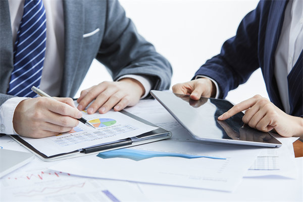 績(jī)效改進(jìn)計(jì)劃：針對(duì)性改進(jìn)，提高績(jī)效水平