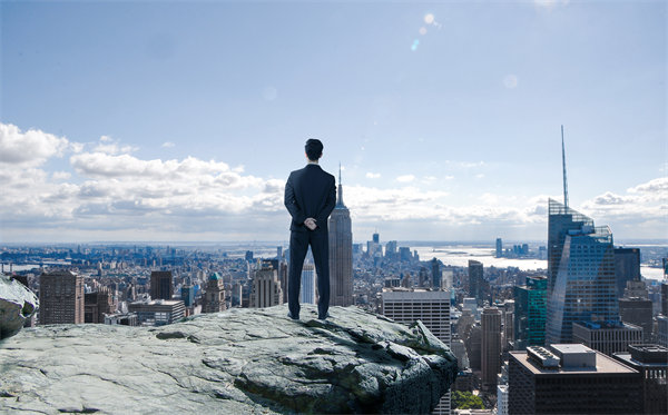 戰(zhàn)略眼光：洞察市場(chǎng)趨勢(shì)，搶占先機(jī)引領(lǐng)未來