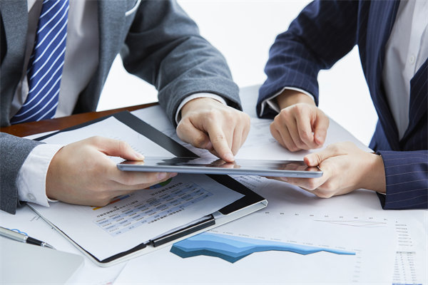 決策智囊：匯聚精英智慧，提升企業(yè)決策質(zhì)量