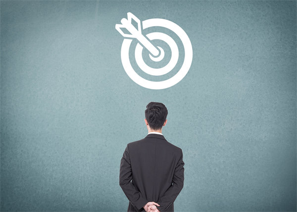 薪酬績(jī)效與戰(zhàn)略目標(biāo)協(xié)同，推動(dòng)企業(yè)持續(xù)發(fā)展與成長(zhǎng)