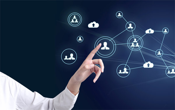 集團管控模式變革：從集權到分權的智慧轉型