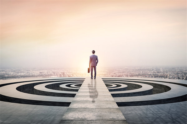 智能制造時(shí)代，企業(yè)如何培養(yǎng)跨界融合的復(fù)合型人才？