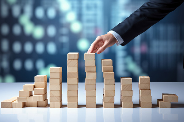 如何構建有效的集團風險管理框架，應對不確定性？