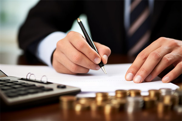 績效不佳員工的薪酬調(diào)整策略：如何既公平又有效？