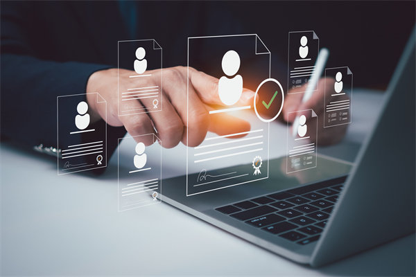 人力資源管理數(shù)字化轉(zhuǎn)型的關(guān)鍵步驟與挑戰(zhàn)？