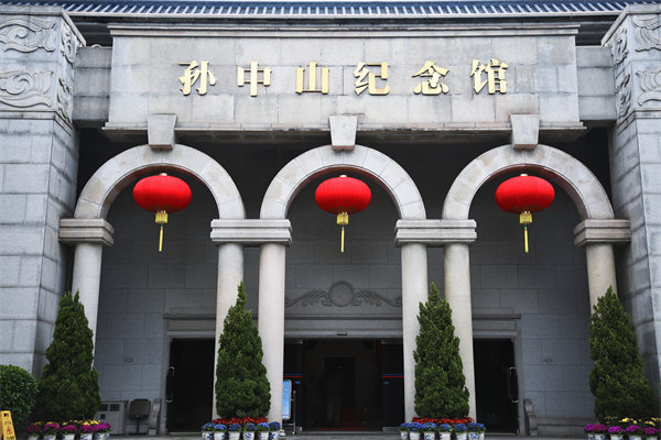 如何選擇具有實(shí)戰(zhàn)經(jīng)驗(yàn)適合企業(yè)的中山管理咨詢機(jī)構(gòu)？