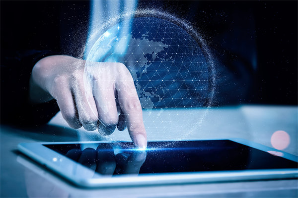 智能制造系統(tǒng)中，如何有效集成并管理多種自動化設(shè)備？