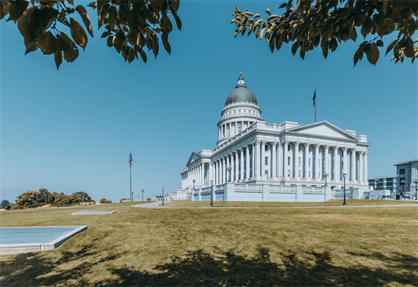 特朗普宣布勝選！國(guó)內(nèi)制造業(yè)何去何從？