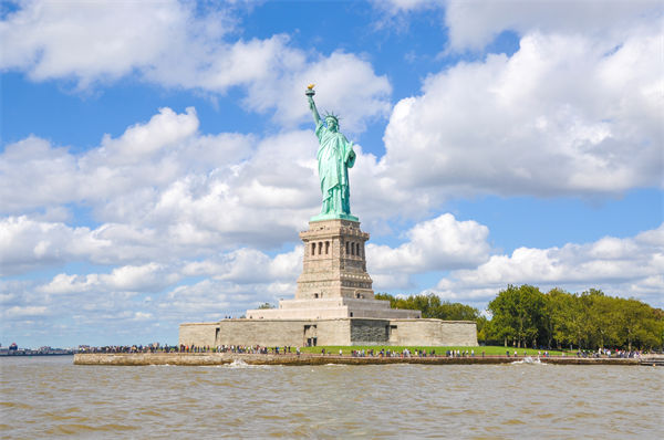 特朗普宣布勝選！國(guó)內(nèi)制造業(yè)何去何從？