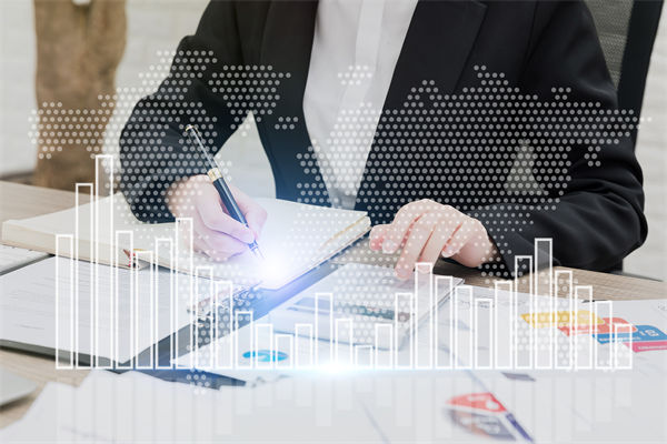 在數(shù)字化轉(zhuǎn)型背景下，績(jī)效管理體系如何創(chuàng)新與升級(jí)？