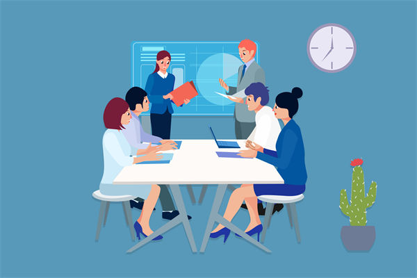 如何進行中期評估，及時調整年度經營計劃方向？