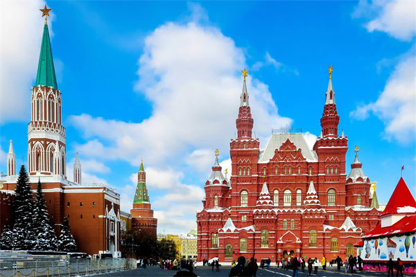 中國(guó)消費(fèi)者開(kāi)始擁抱俄貨，國(guó)內(nèi)制造業(yè)怎么應(yīng)對(duì)？