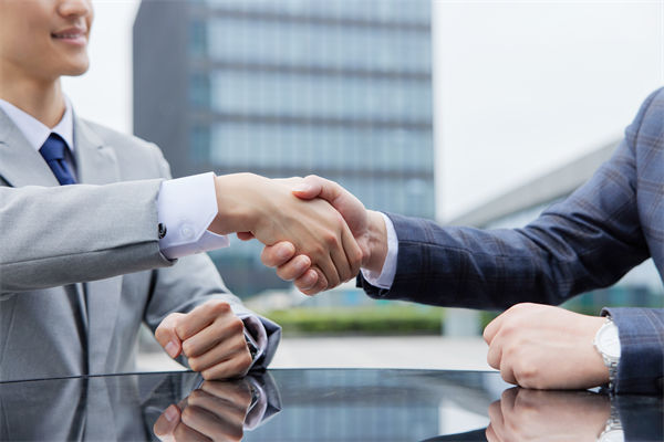 客戶為中心，管理咨詢?nèi)绾沃ζ髽I(yè)優(yōu)化服務(wù)體驗(yàn)？