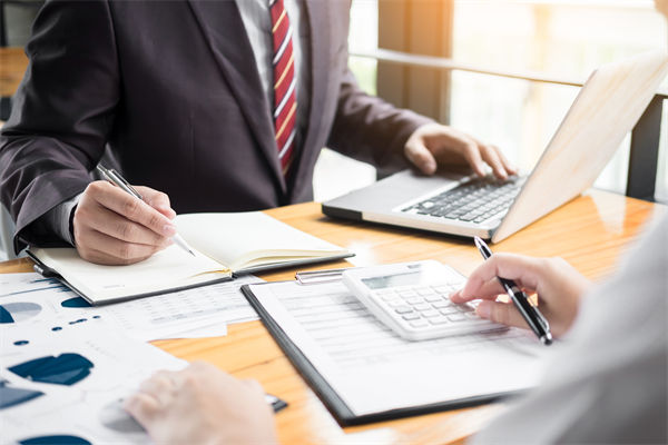 薪酬結(jié)構(gòu)如何設(shè)計(jì)才能最大化激勵員工積極性？