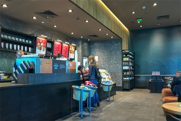 福利政策在薪酬體系中的作用及其優(yōu)化策略是什么？