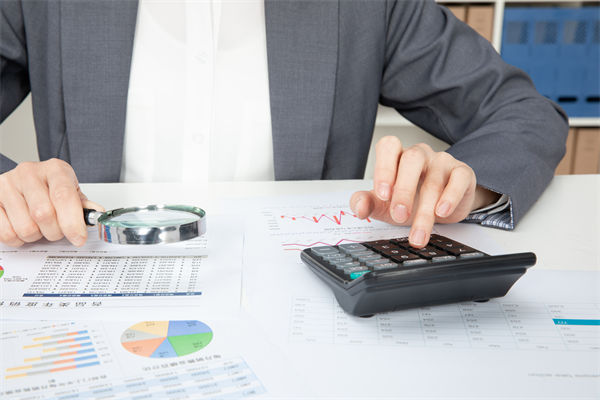 預(yù)算考核體系如何設(shè)計(jì)，才能準(zhǔn)確反映部門績效？