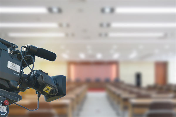 打破常規(guī)！小眾品牌如何靠創(chuàng)意營銷實(shí)現(xiàn)彎道超車？