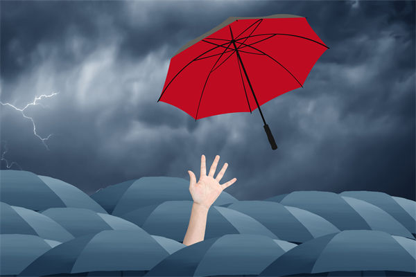 深陷同質(zhì)化競爭，戰(zhàn)略咨詢?yōu)槠髽I(yè)量身打造差異化利刃