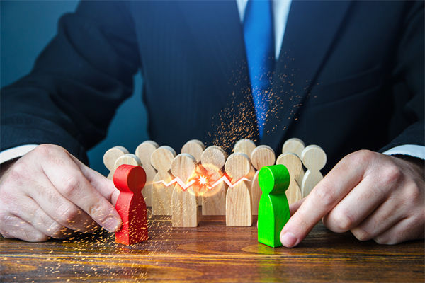 新老業(yè)務(wù)沖突不斷，企業(yè)戰(zhàn)略管理如何平衡布局？