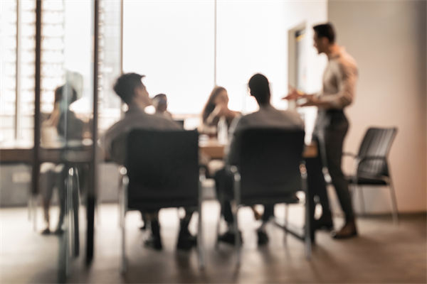 績效流于形式，如何構(gòu)建驅(qū)動(dòng)戰(zhàn)略落地的考核體系？