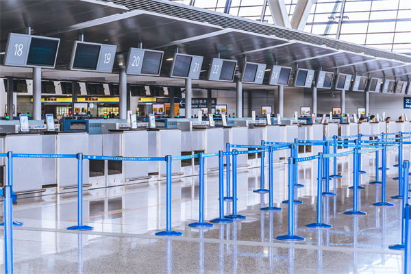 航班即將關(guān)閉艙門發(fā)現(xiàn)2人上錯飛機，有何精益啟示？