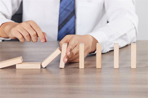 預(yù)算失控拖垮企業(yè)，如何用管理筑牢利潤(rùn)防火墻？