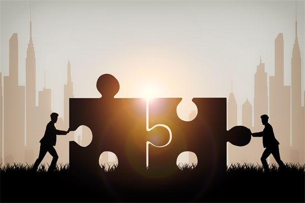 定制化方案落地生根，企業(yè)如何逐步夯實(shí)發(fā)展根基？