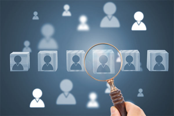 招聘成本節(jié)節(jié)攀升，人力資源管理如何精準(zhǔn)鎖定人才？