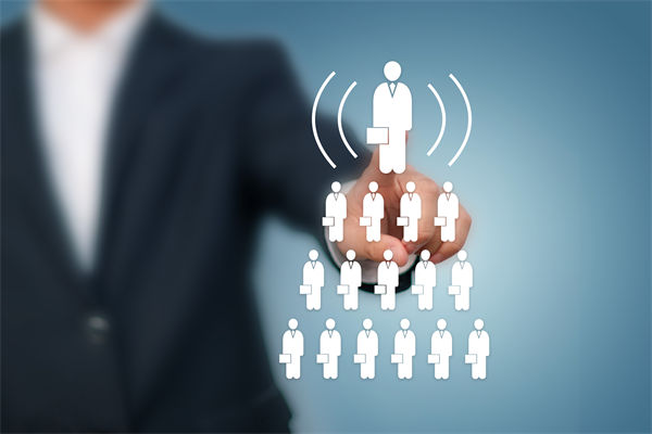 組織架構(gòu)跟著業(yè)務(wù)變總錯(cuò)位，效率越調(diào)越低怎么破？