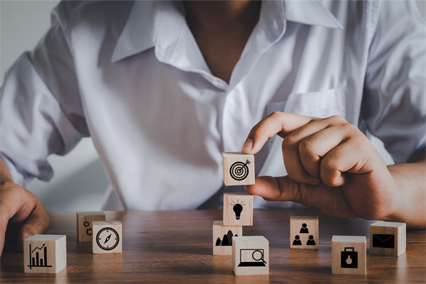 組織架構(gòu)跟著業(yè)務變總錯位，效率越調(diào)越低怎么破？